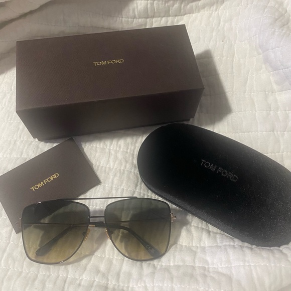 Tom Ford Womens Black “Reggie” Aviators “NEW” - Picture 7 of 11